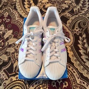 Adidas Superstar sneaker
